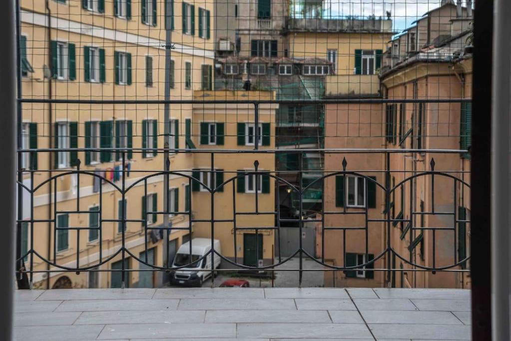Apartament Rosy'S House Un Attico A Due Passi Dall'Acquario Parking Free Genua Zewnętrze zdjęcie